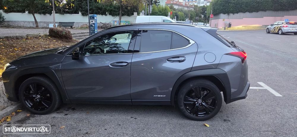 Lexus UX 250h Special Edition (LCA) - 8