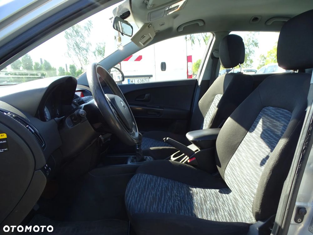 Kia Ceed Cee'd 2.0 crdi Optimum - 17