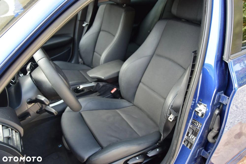 BMW Seria 1 118d - 21