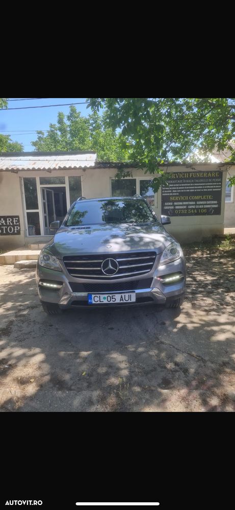 Mercedes-Benz ML 350 BlueTEC 4MATIC Aut - 2