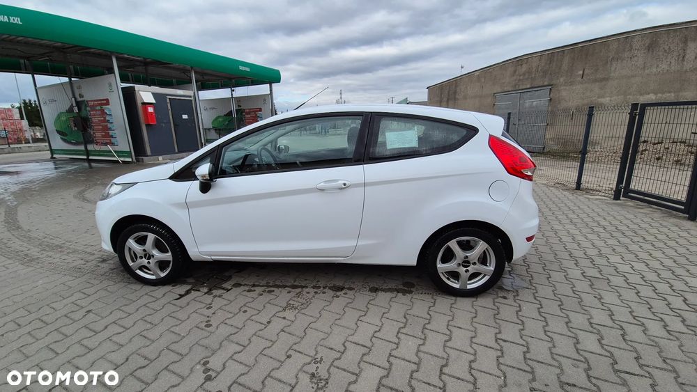 Ford Fiesta 1.25 Trend Edition - 8
