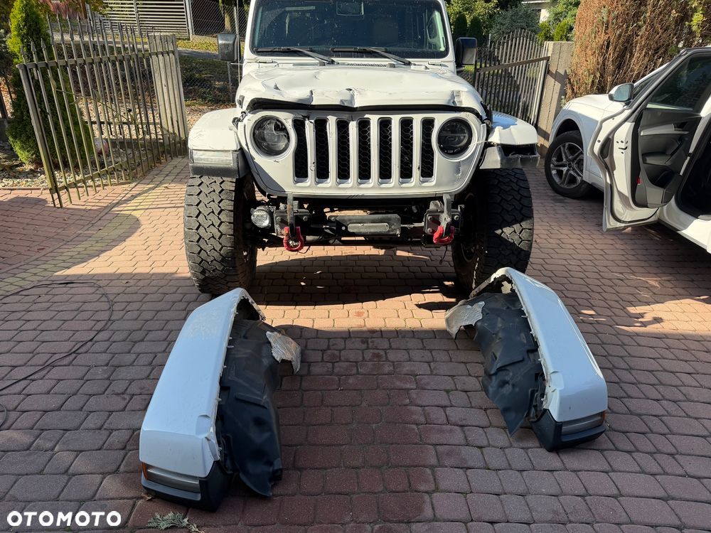 Jeep Gladiator - 33
