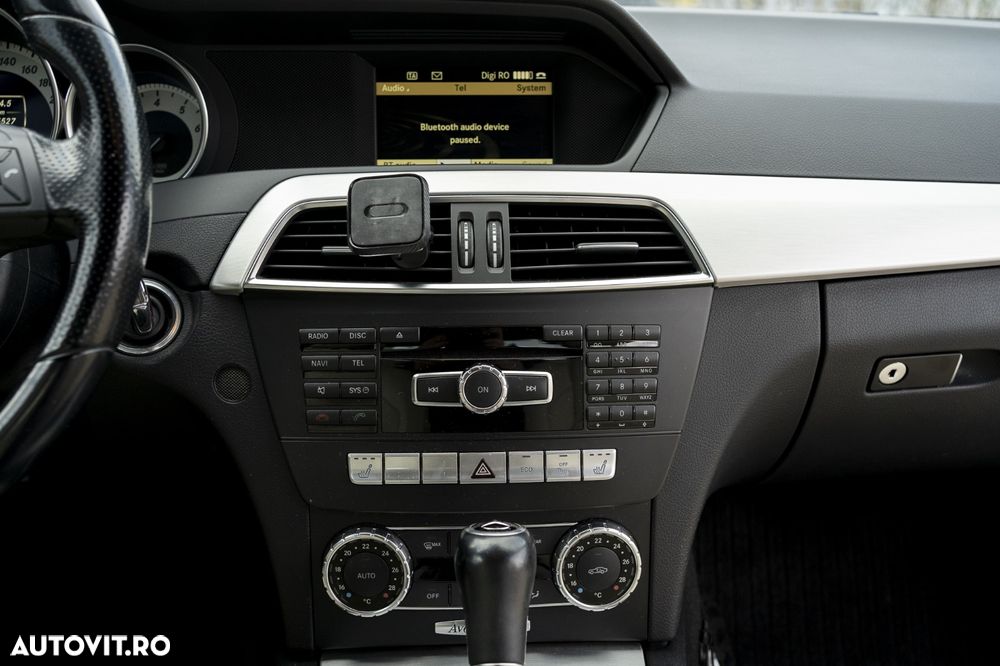 Mercedes-Benz C 250 CGI Automatik BlueEFFICIENCY Elegance - 11