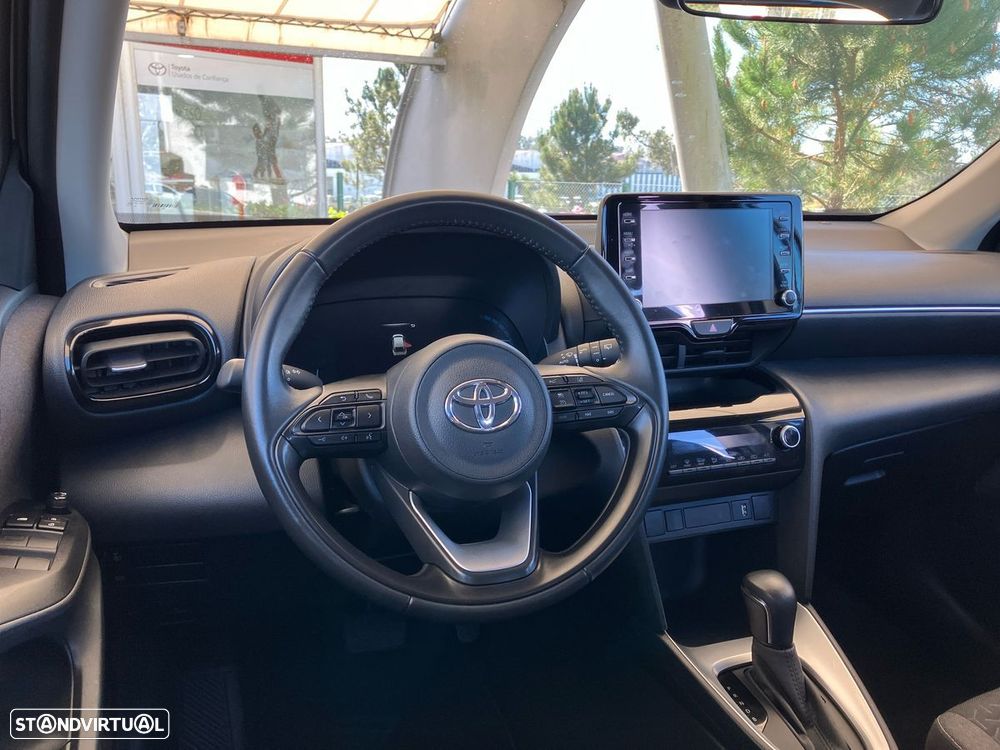 Toyota Yaris Cross 1.5 HDF Comfort Plus - 7