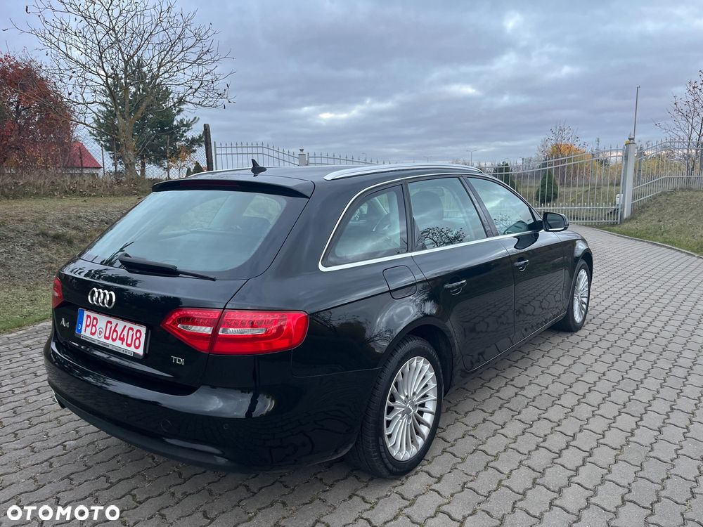 Audi A4 Avant - 4