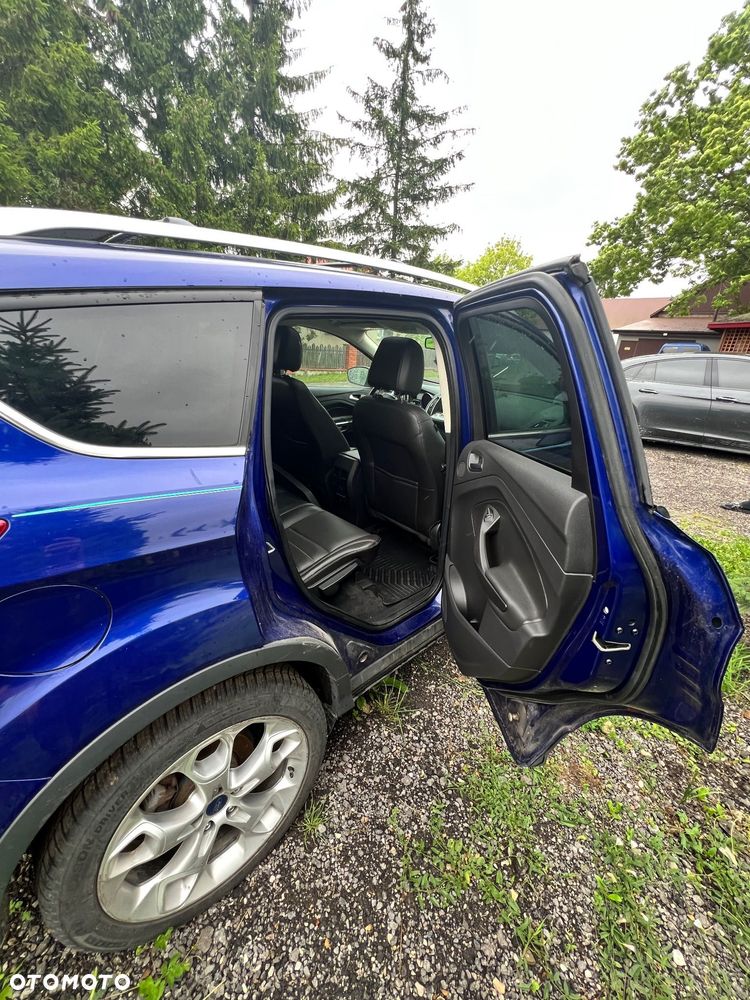 Ford Escape 2.0 EcoBoost AWD Titanium - 15
