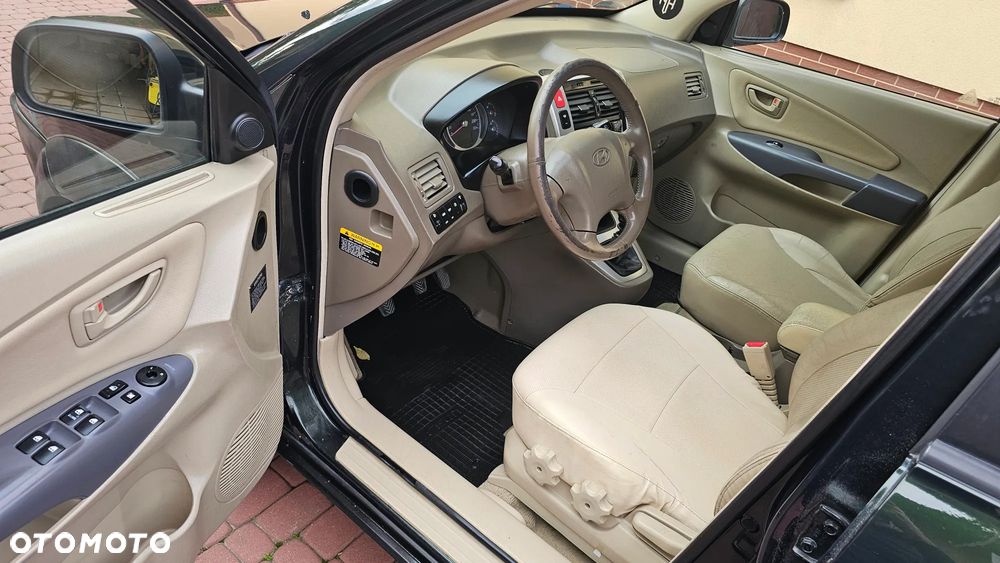 Hyundai Tucson 2.0 CRDi VGT 4WD GLS - 33