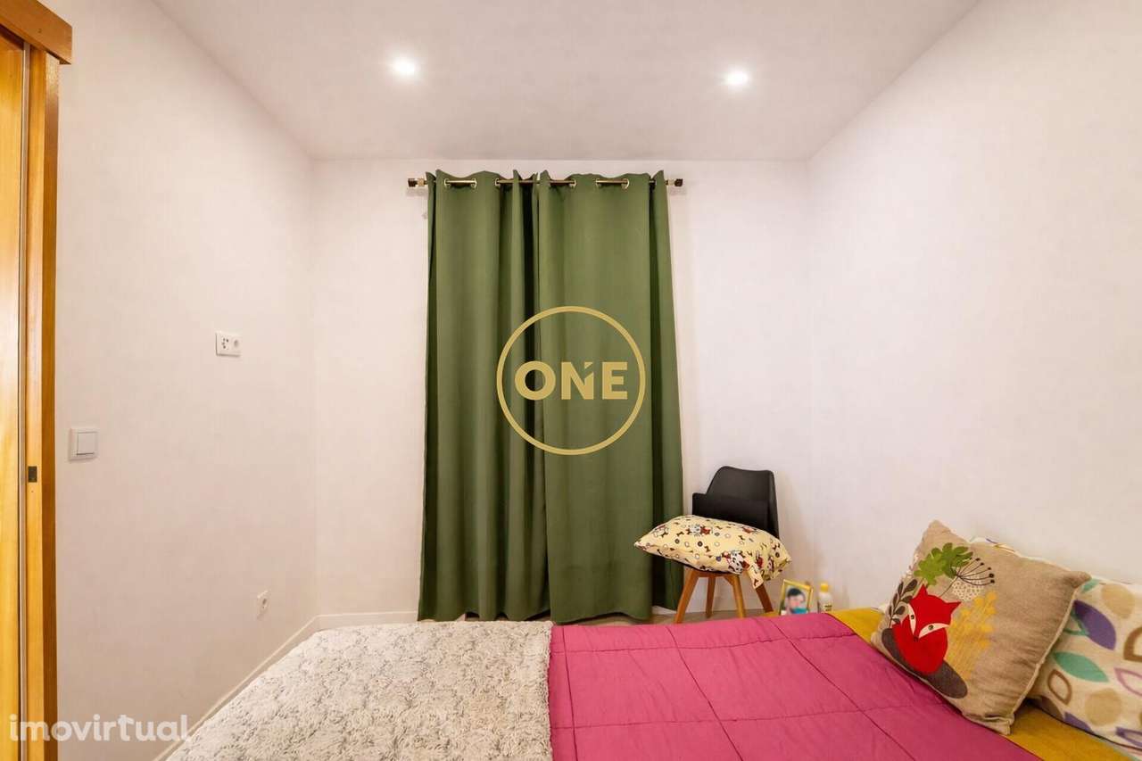 Moradia T2+2 com Amplas Áreas e Acabamentos Modernos - Grande imagem: 5/24