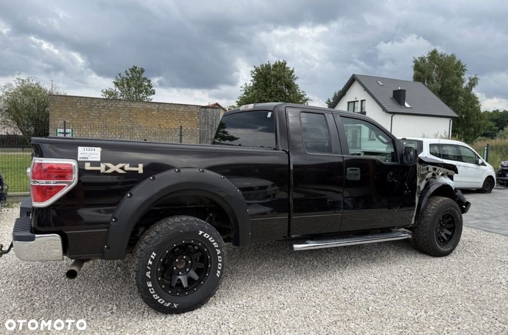 Ford F150 - 8