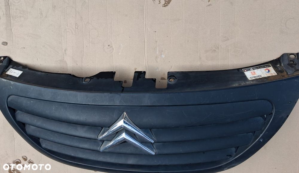 Atrapa chłodnicy CITROEN C3  I  9647156780  OE - 3