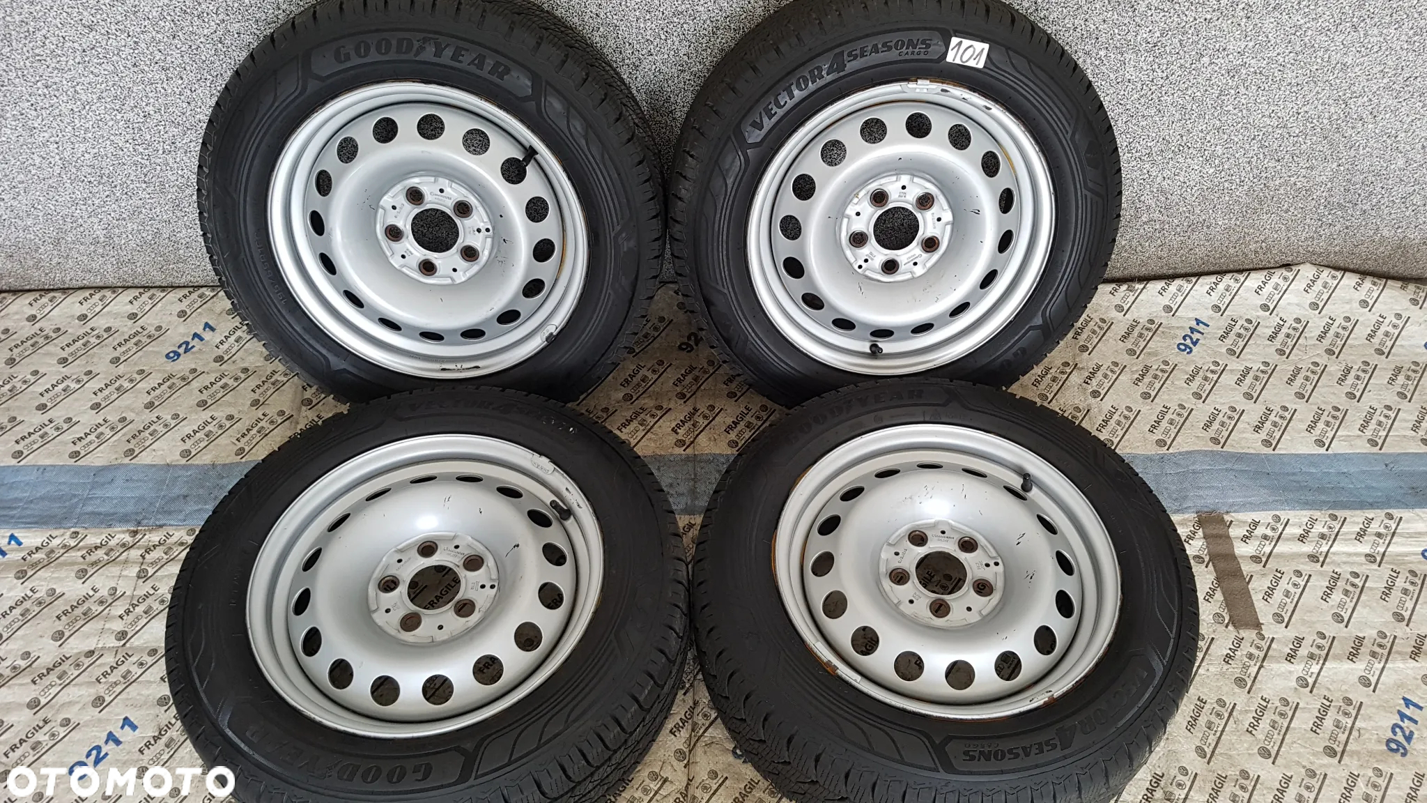 KOŁA CAŁOROCZNE  195/65R16C MERCEDES VITO VIANO 6,5JX16 ET52 5x112 - 3