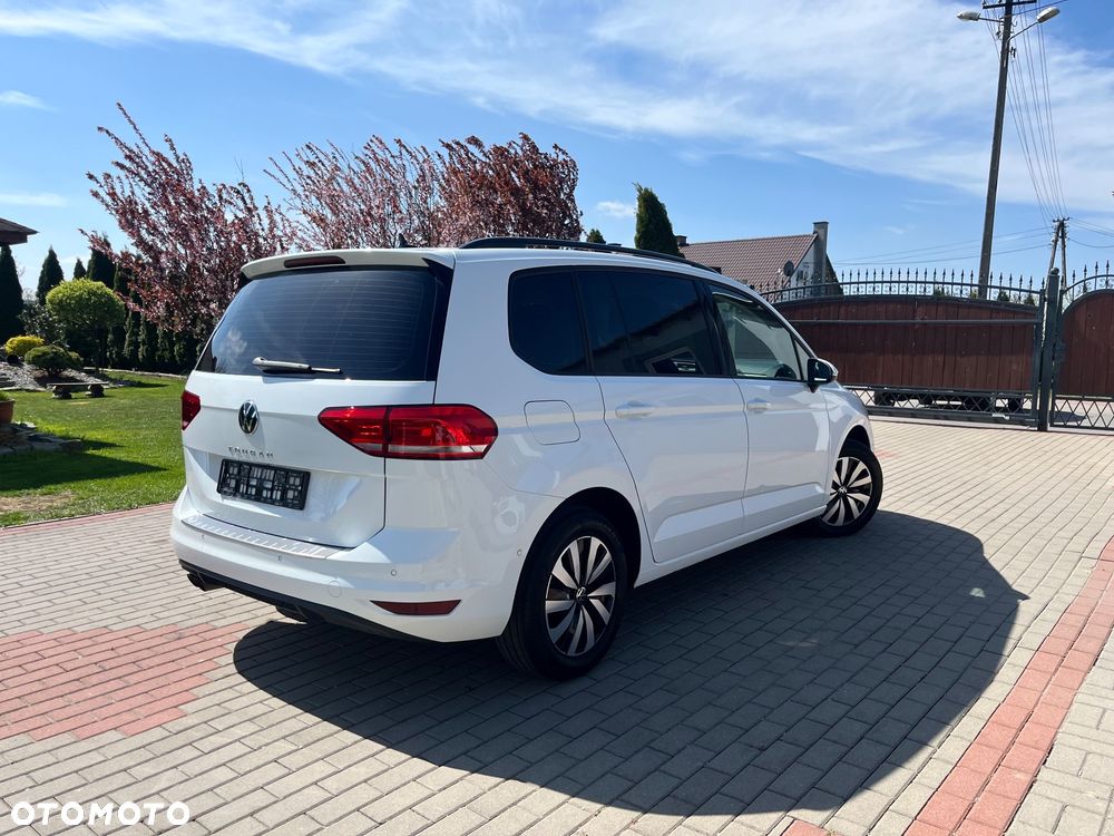Volkswagen Touran 2.0 TDI SCR DSG ACTIVE - 11