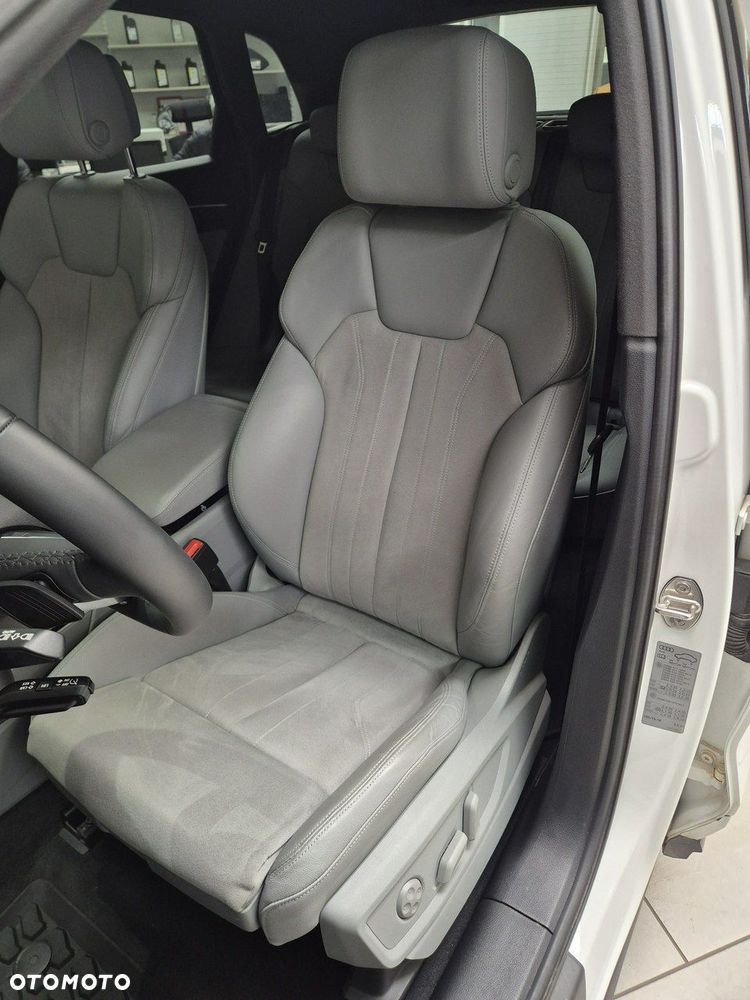 Audi Q5 40 TDI mHEV Quattro S Line S tronic - 11