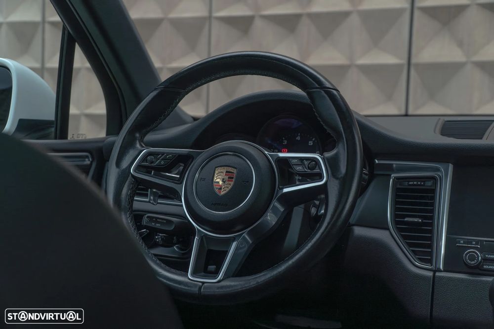 Porsche Macan - 11