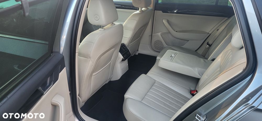 Skoda Superb 2.0 TSI 4x4 L&K DSG - 10