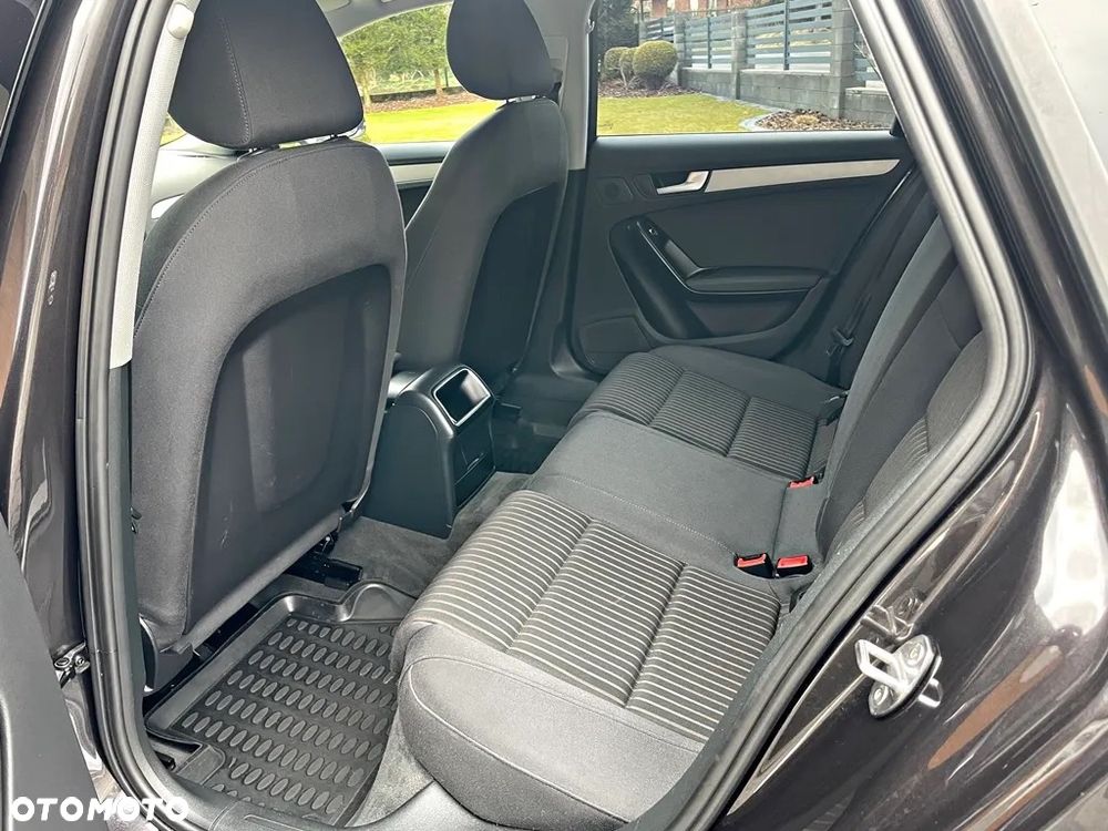Audi A4 Avant 2.0 TDI DPF multitronic Ambiente - 14