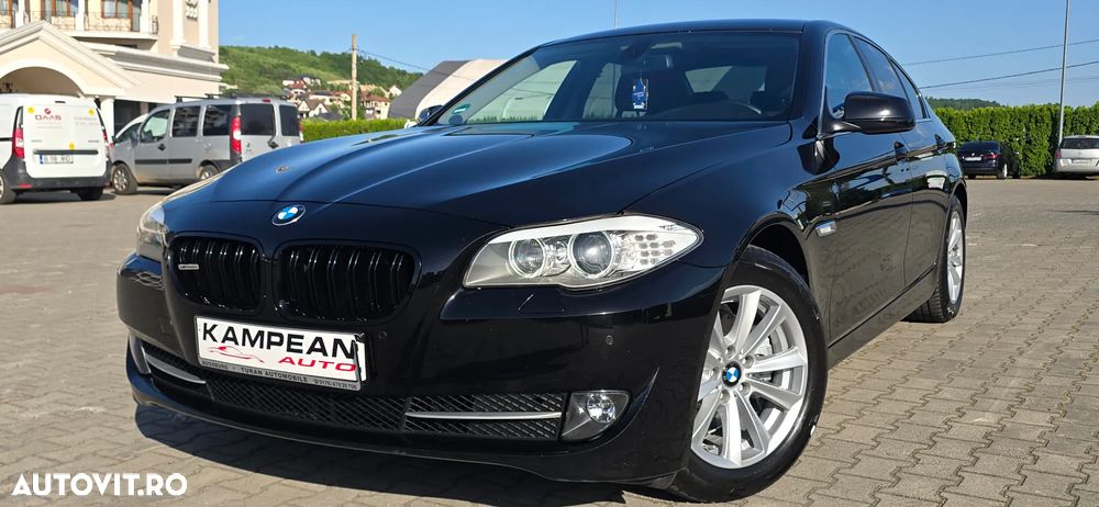 BMW Seria 5 520d Luxury Line - 1