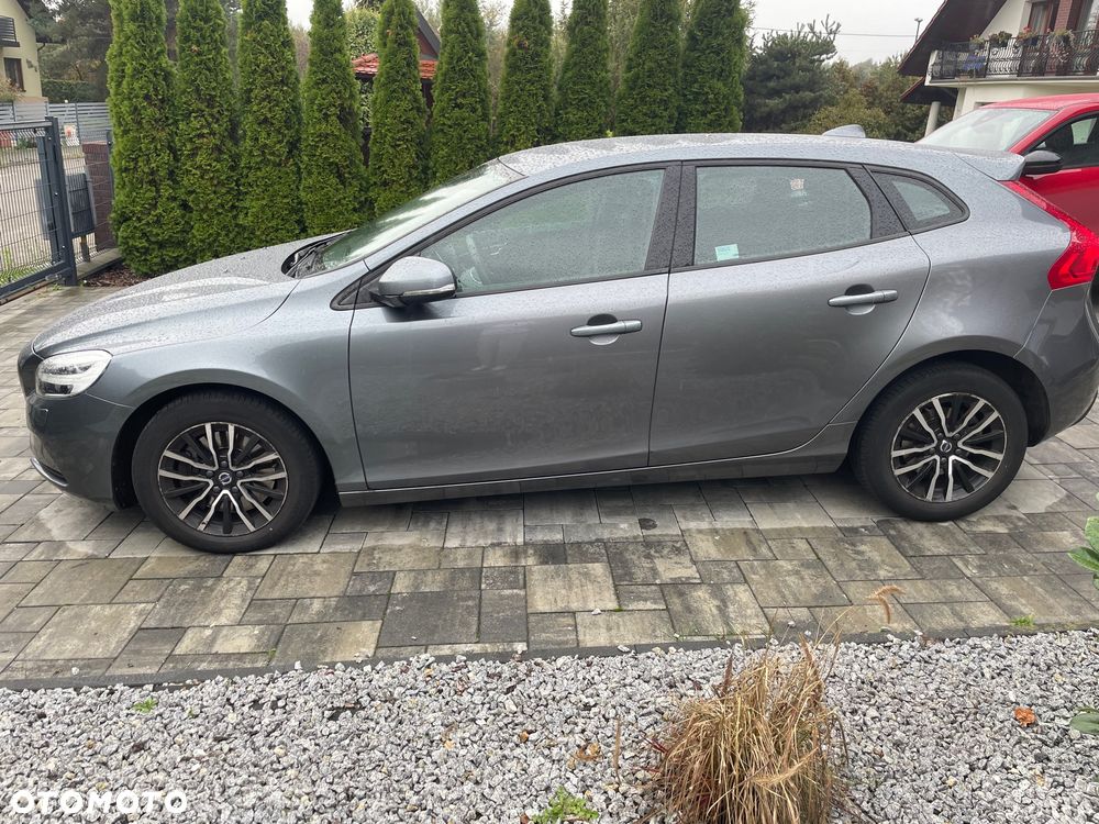 Volvo V40 T3 Drive-E Momentum - 3