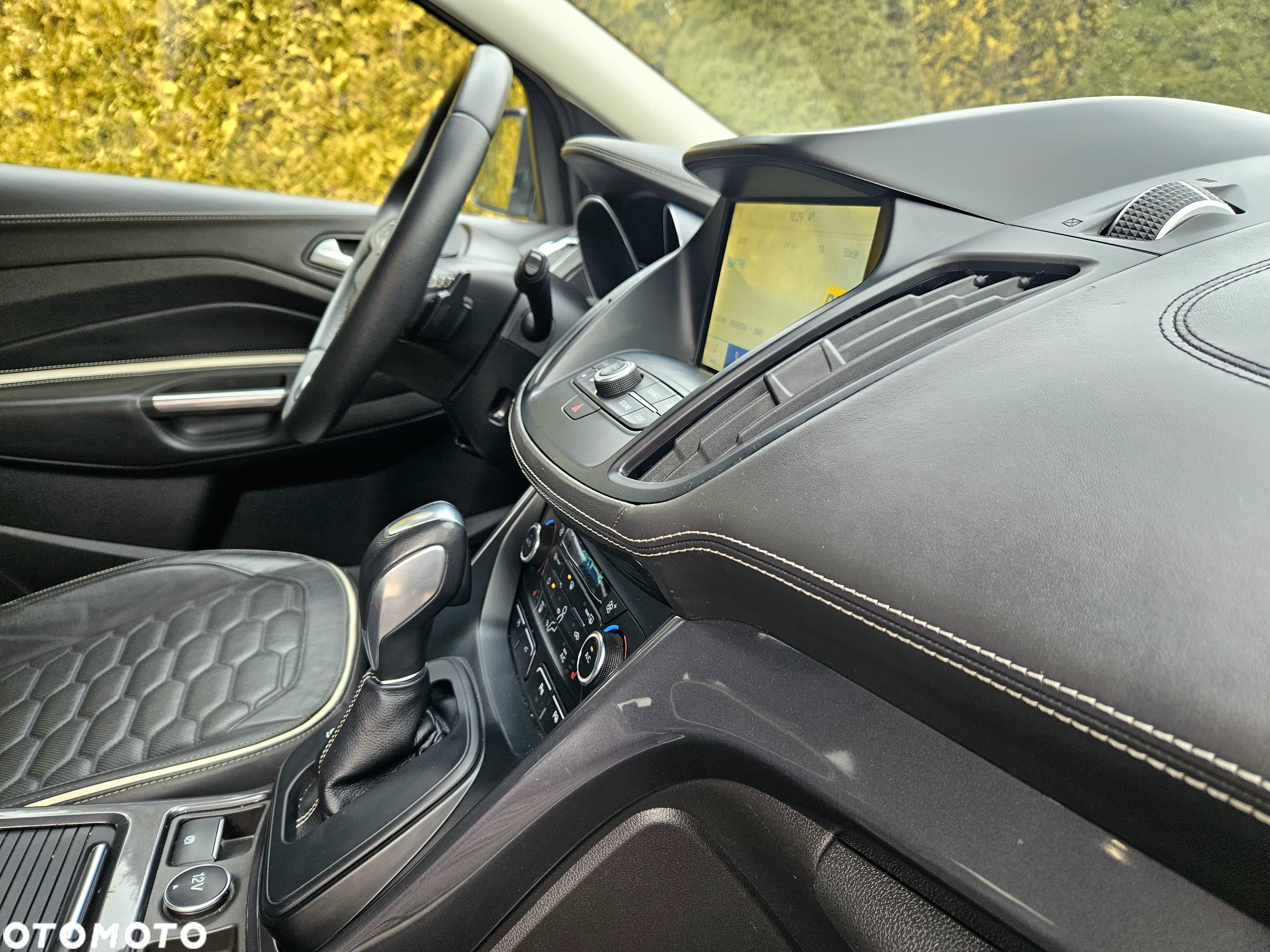 Ford Kuga 2.0 TDCi 4x4 Vignale - 26