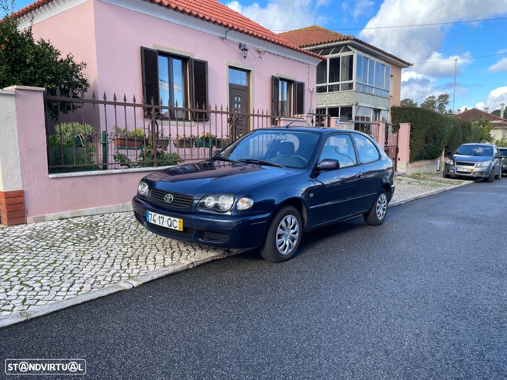Toyota Corolla H/B 1.4 Sol - 9