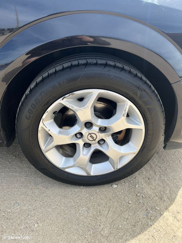 Opel Astra 1.4 Cosmo - 17