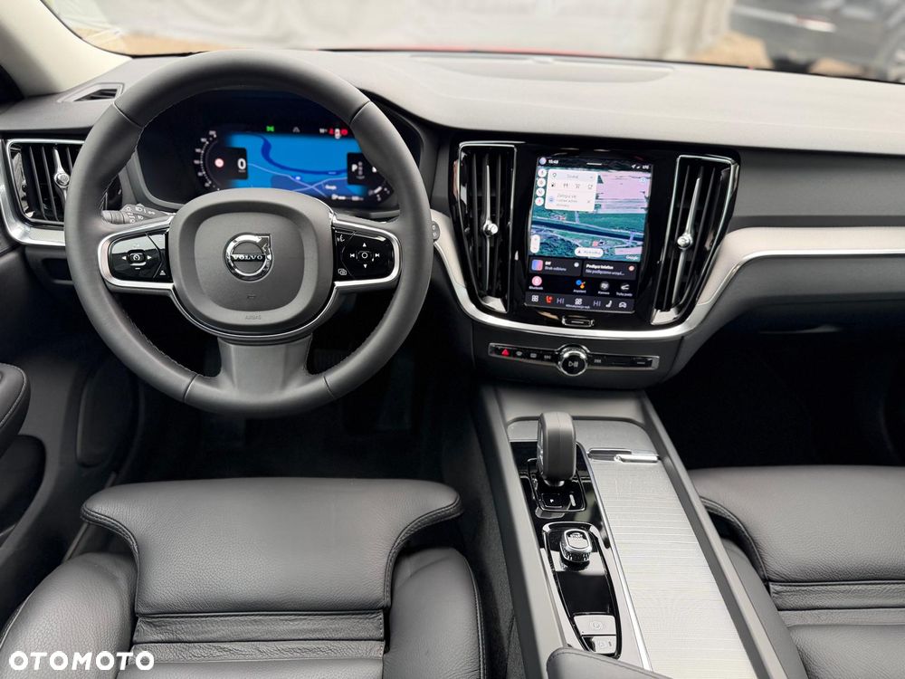 Volvo V60 Cross Country B4 D AWD Plus - 27