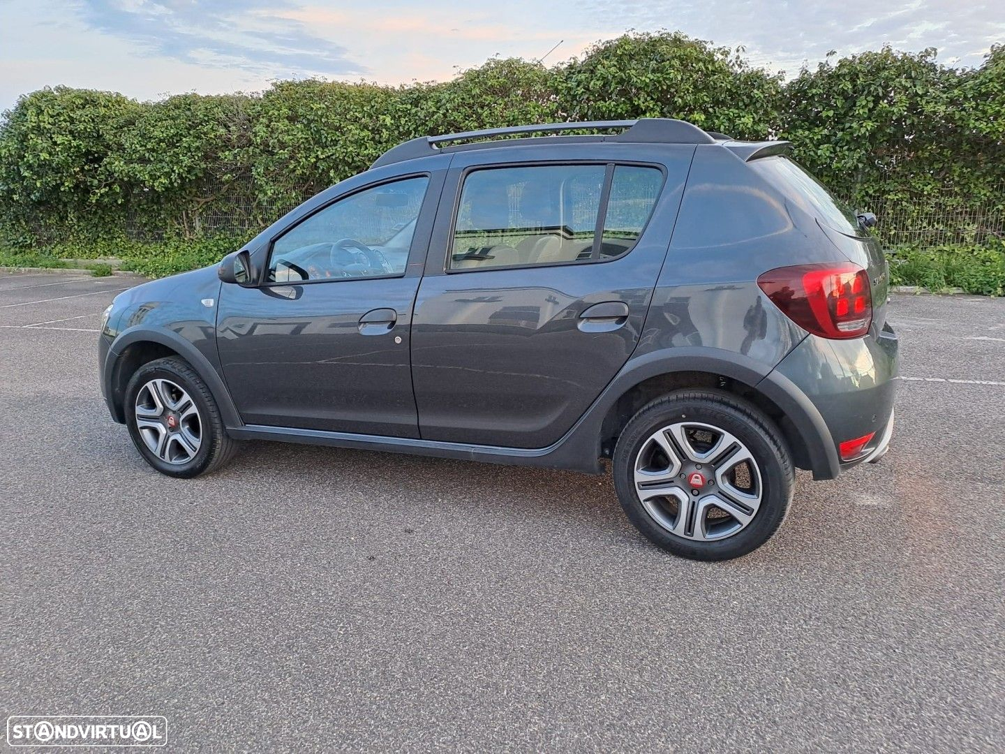 Dacia Sandero 0.9 TCe Stepway - 8