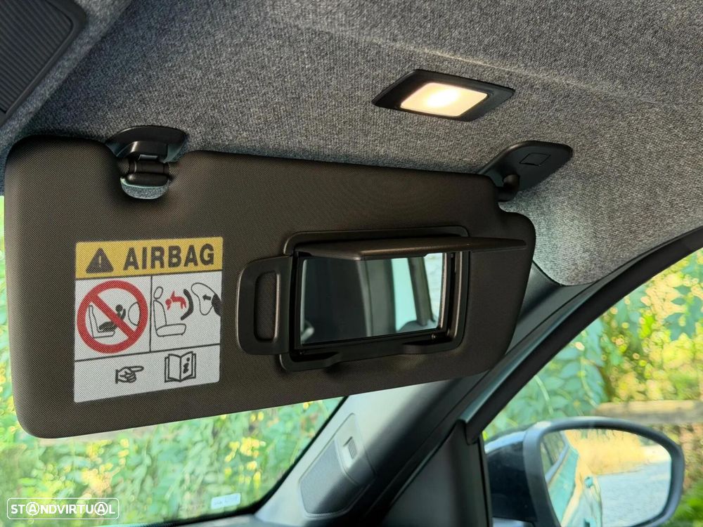 Renault 4 E-Tech 52 kWh Techno Autonomia Conforto - 37