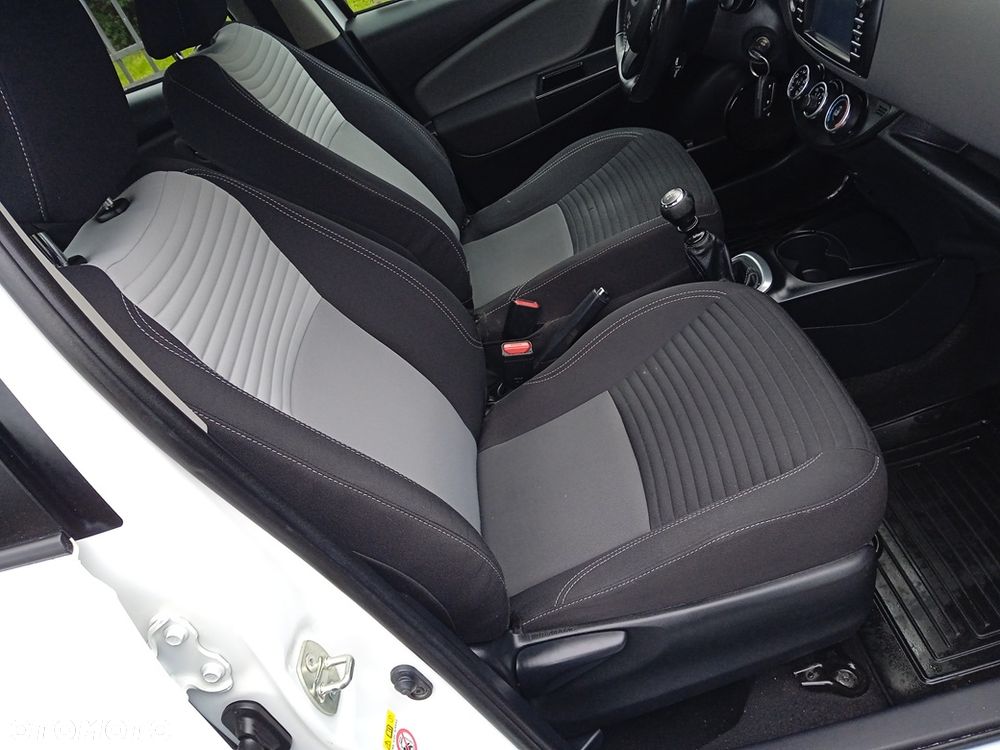 Toyota Yaris 1.5 Premium - 21