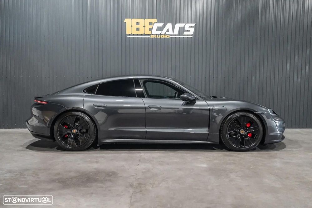 Porsche Taycan 4S - 5