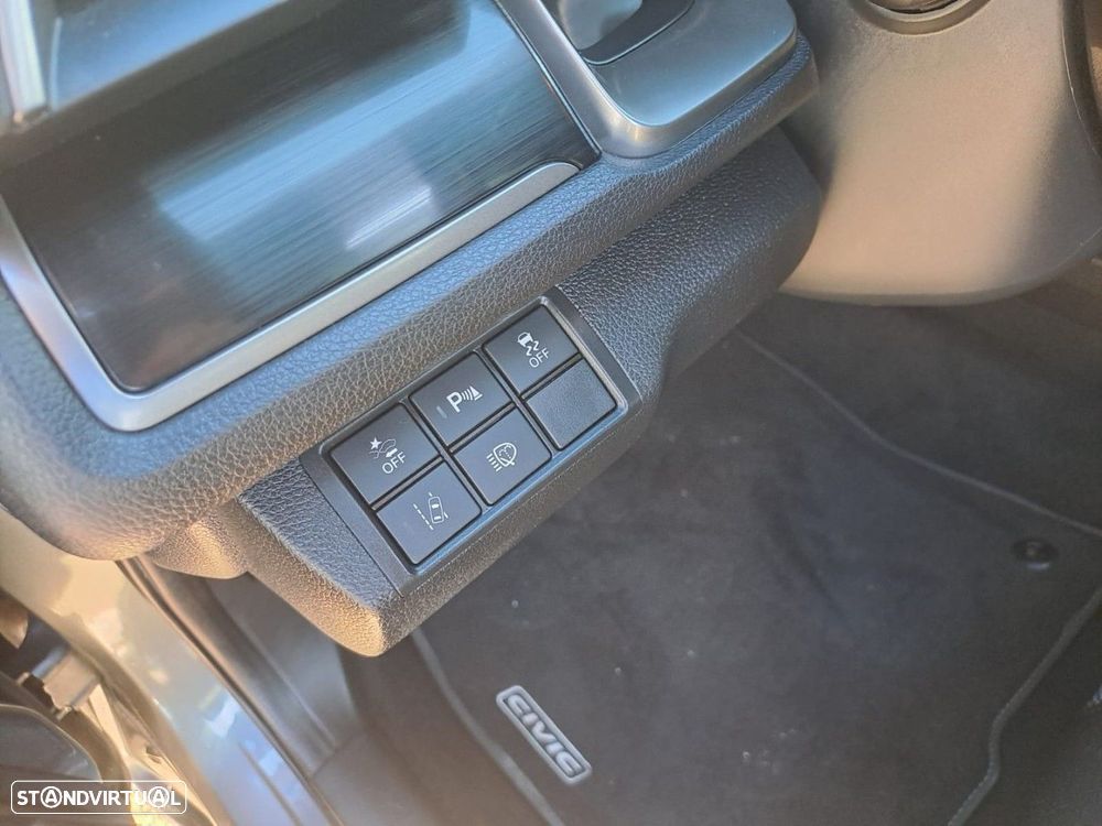 Honda Civic 1.0 i-VTEC Executive Premium CVT - 19
