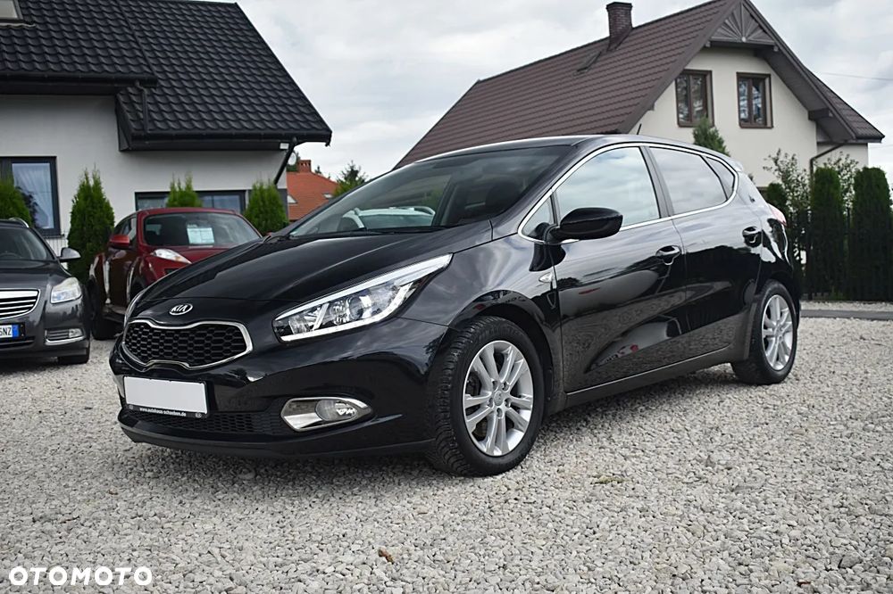 Kia Ceed Cee'd 1.6 CRDi XL - 4