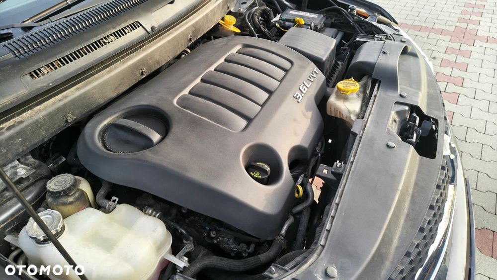 Dodge Journey 2.7 V6 R/T - 12