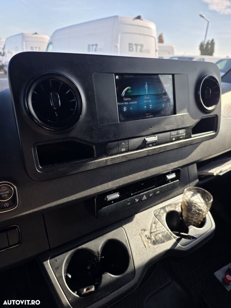 Mercedes-Benz Sprinter - 5