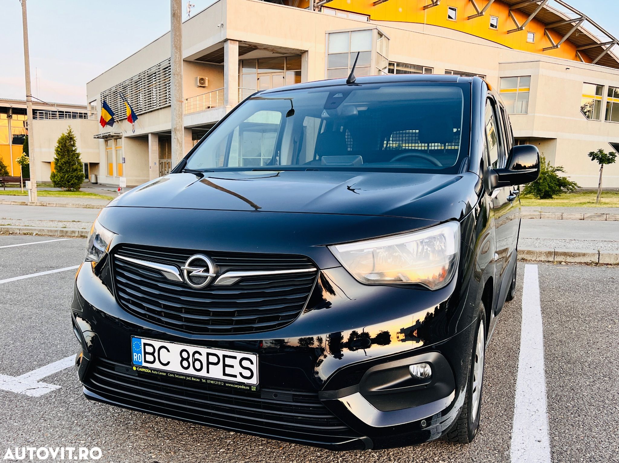 Opel Combo Life 1.5 L2H1 Start/Stop Elegance Life XL - 1