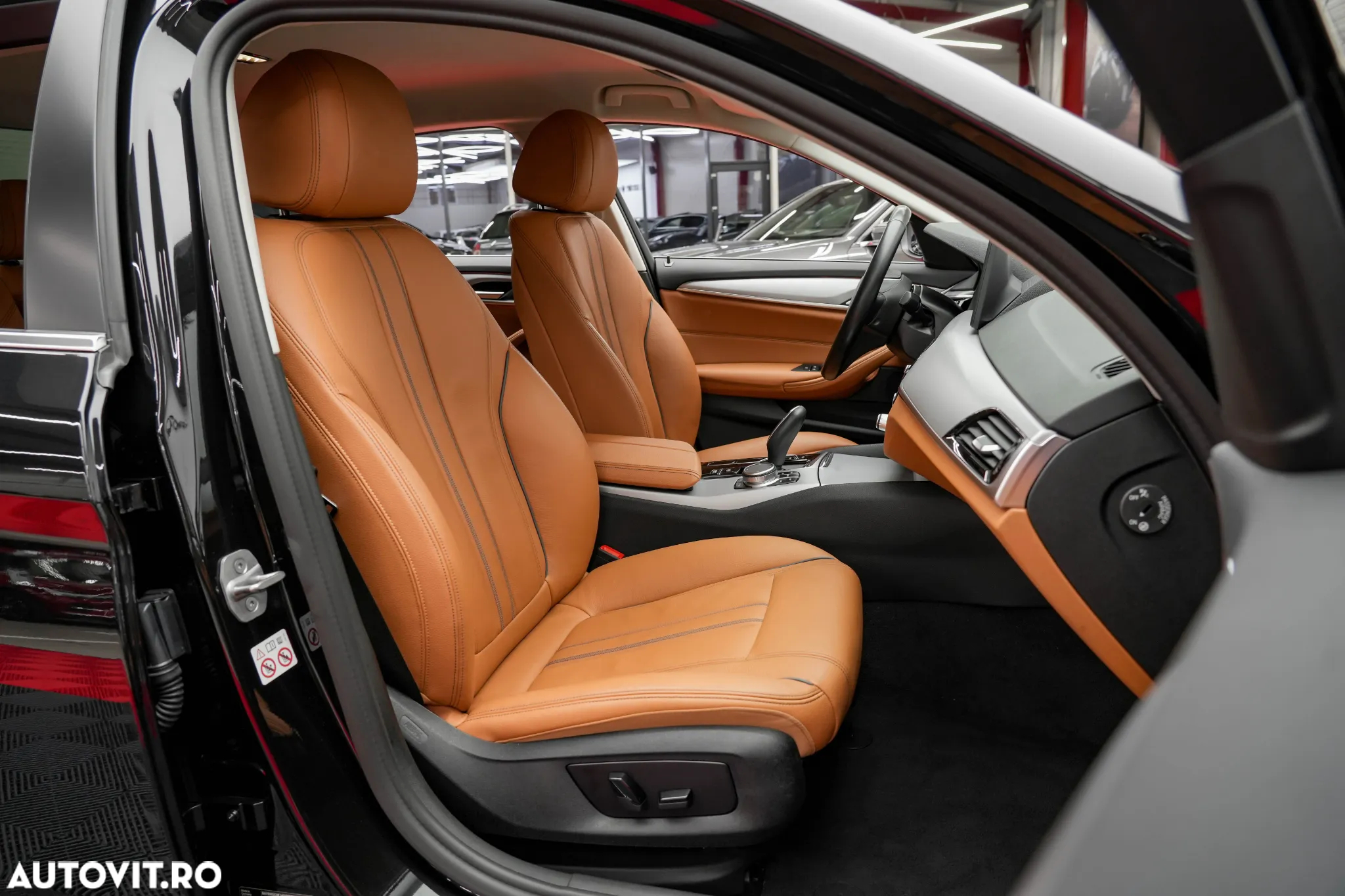 BMW Seria 5 518d AT - 14