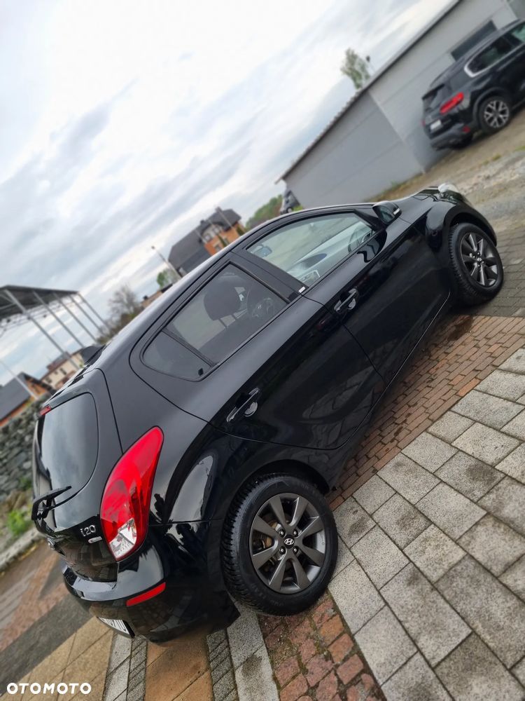 Hyundai i20 1.25 Wersja Jubileuszowa - 16