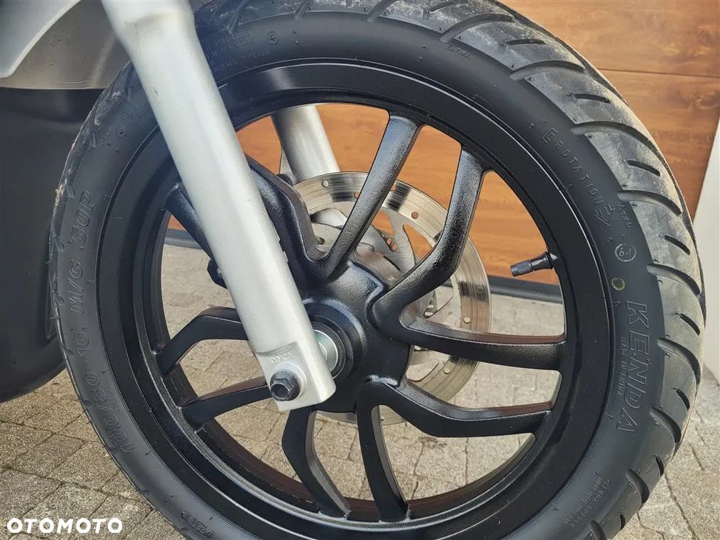 Kymco People - 26