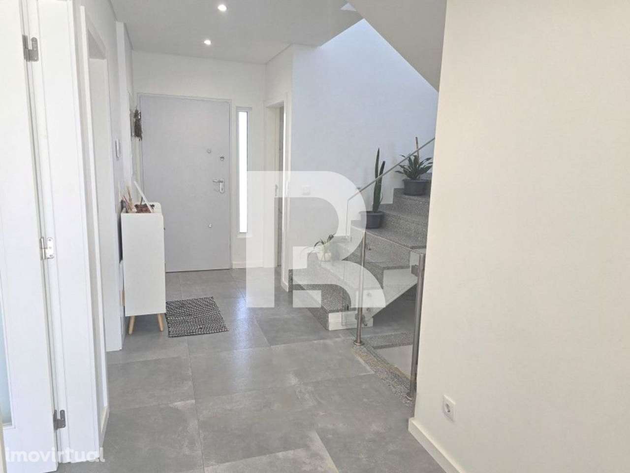 Moradia Isolada T5 na Abrunheira, Sintra - Grande imagem: 3/34