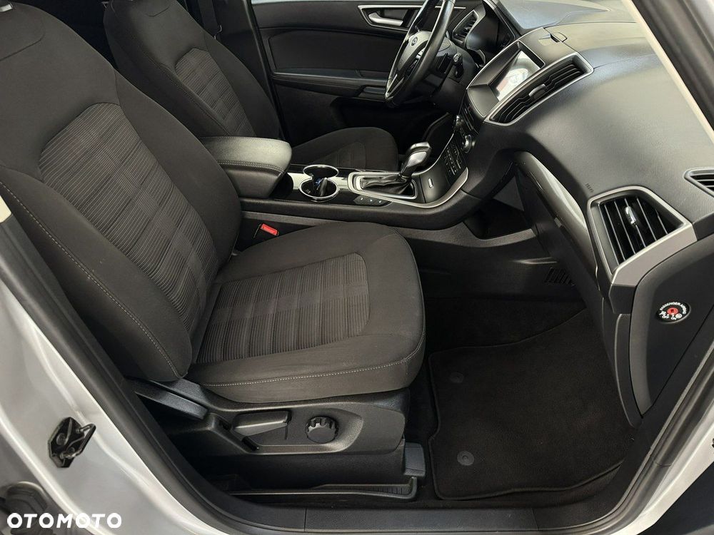 Ford Galaxy - 19