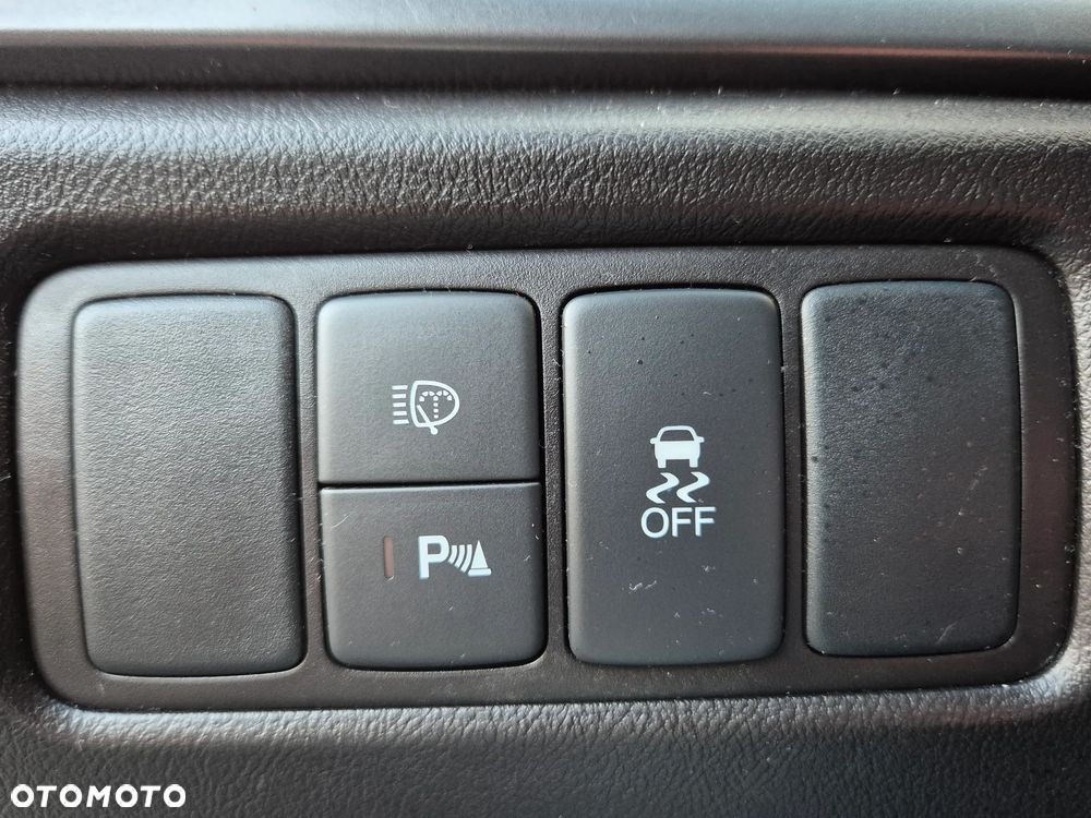 Honda Accord 2.0 Executive - 24