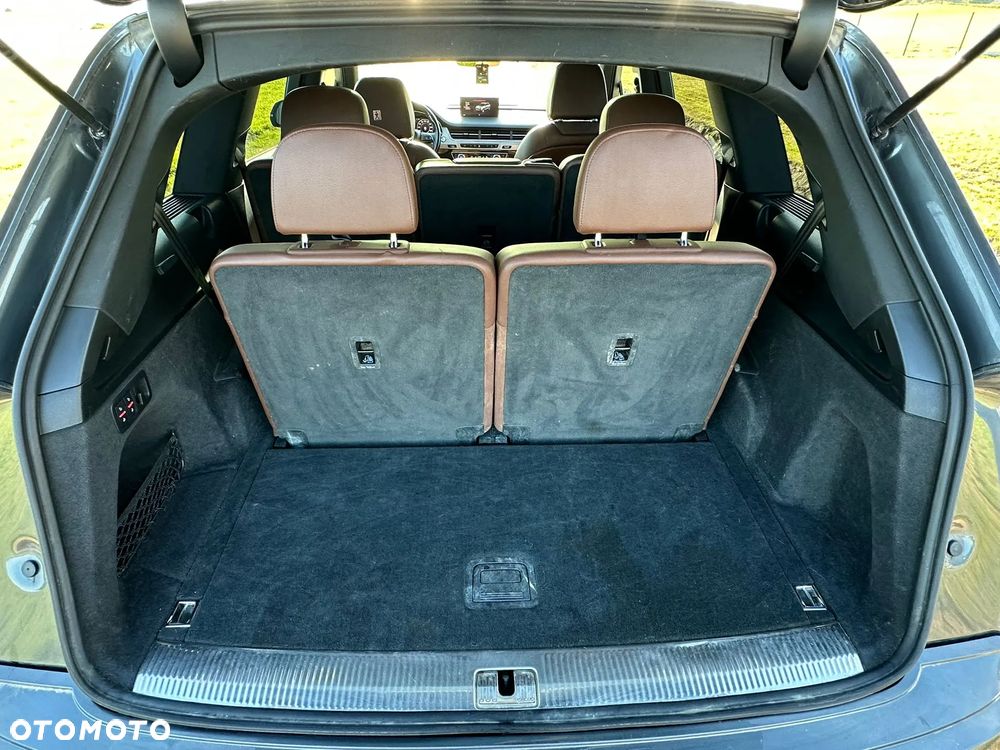 Audi Q7 3.0 TFSI Quattro Tiptronic - 18