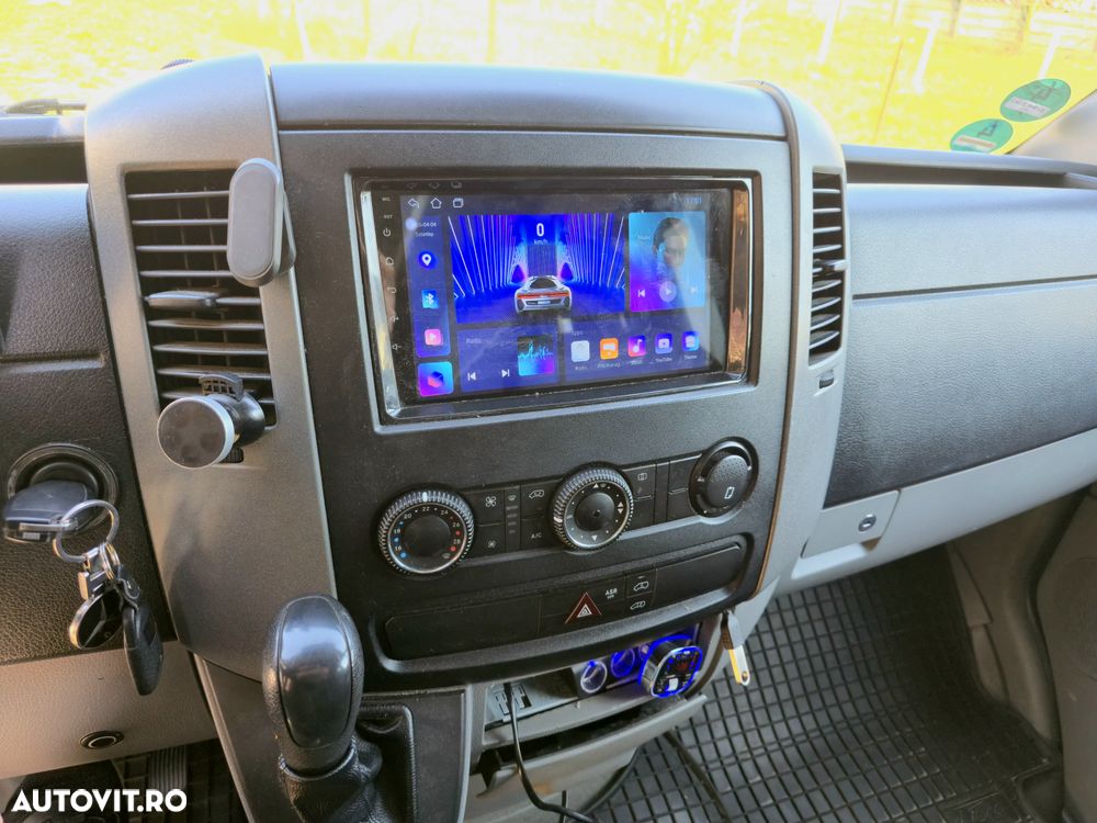 Mercedes-Benz Sprinter - 6