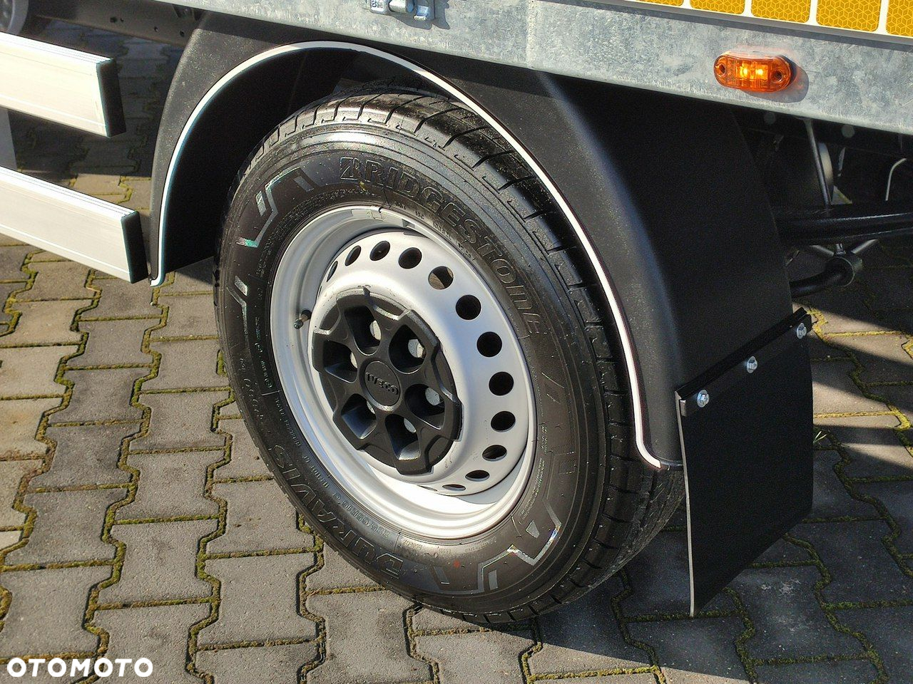 Iveco Daily 35S16 V - 16
