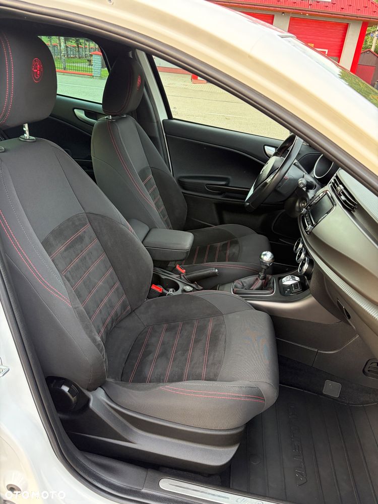 Alfa Romeo Giulietta 1.4 TB 16V Veloce - 35