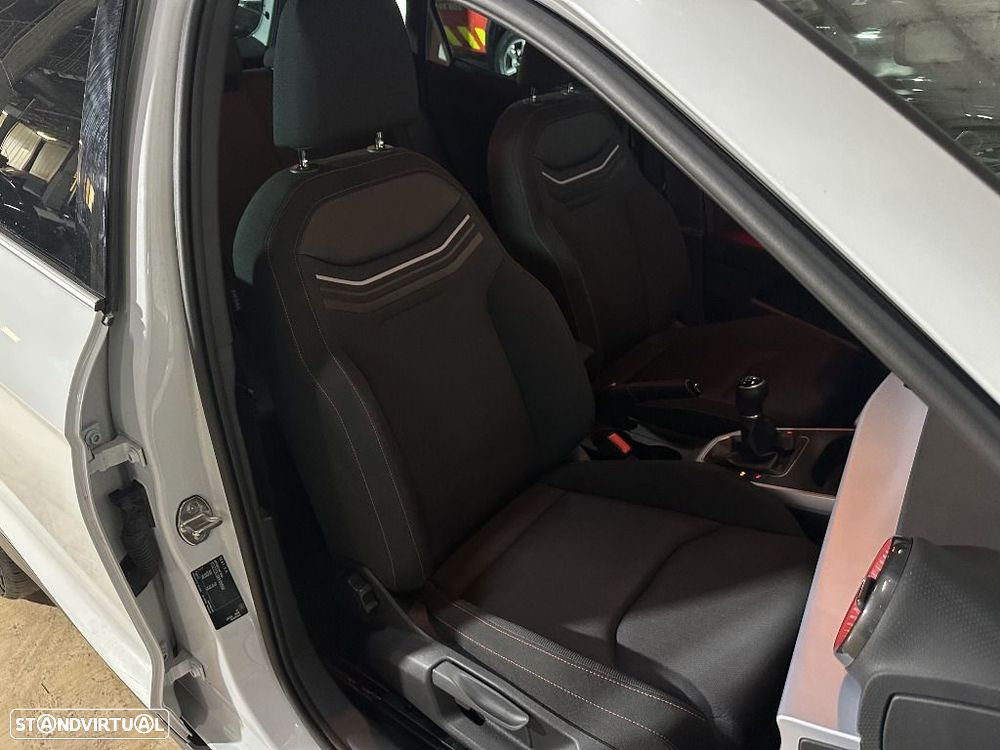 SEAT Arona 1.0 TSI FR - 15