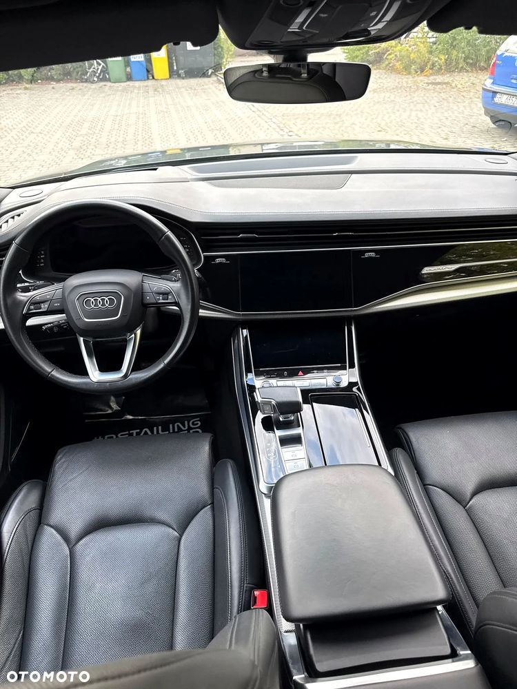 Audi Q7 - 8