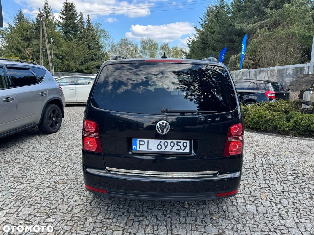 Volkswagen Touran 2.0 TDI Trendline - 11