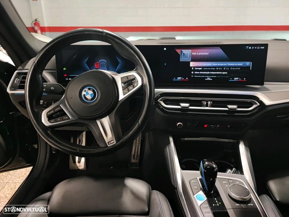 BMW i4 eDrive40 Desportiva M - 9