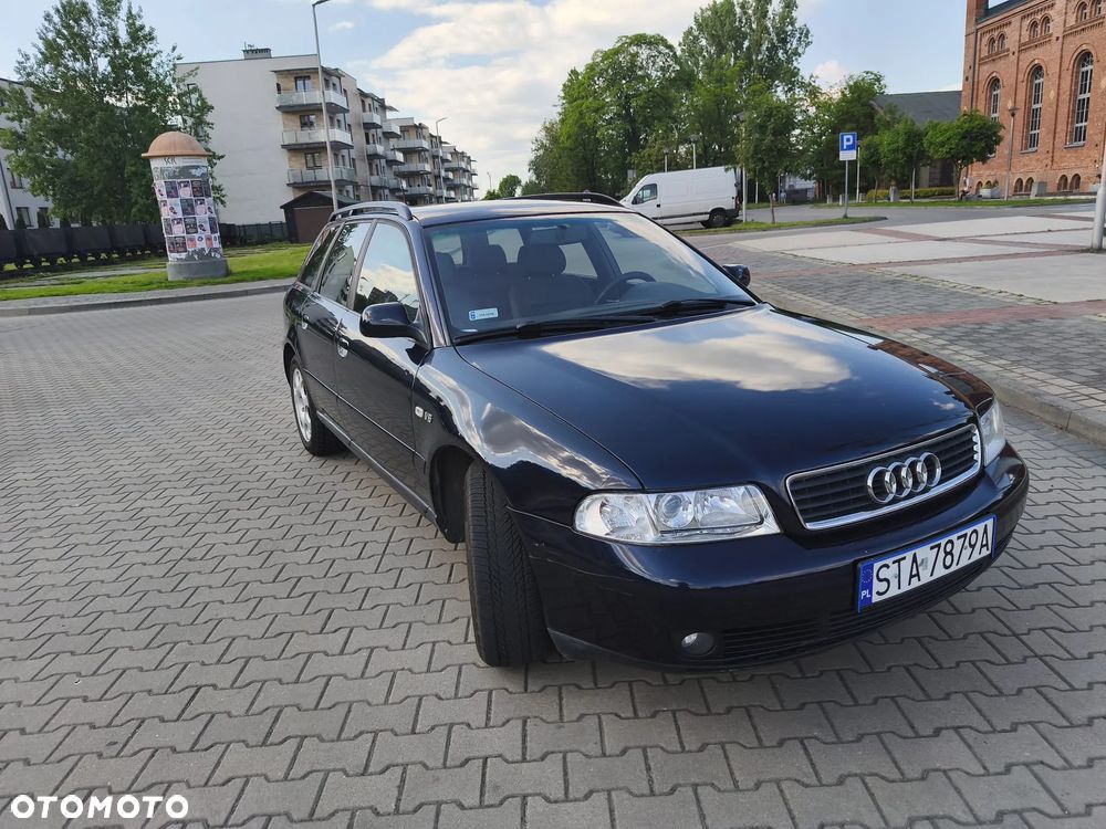 Audi A4 Avant - 1